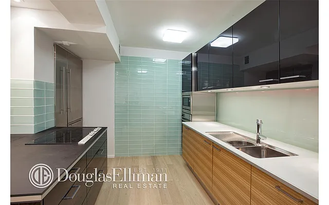 Sold by Douglas Elliman | media 16