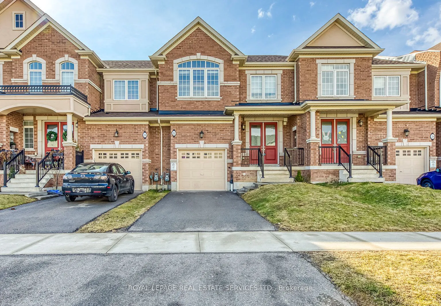 3 bed, $3,300 — Photo 1