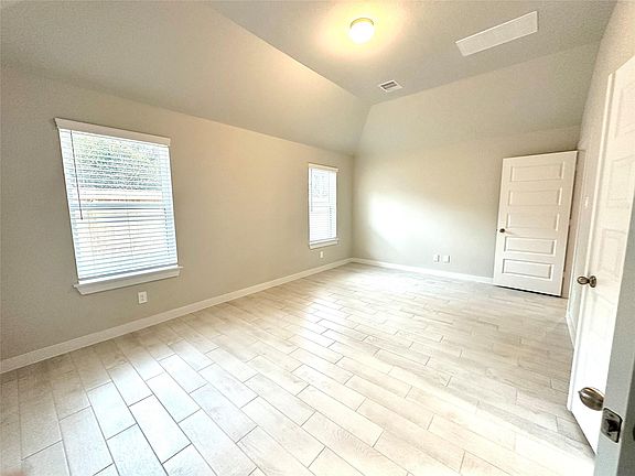 5th image of 15718 Telge Ridge Ln