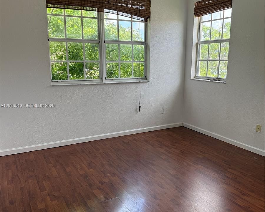 2nd image of 551 NE 21st Ter