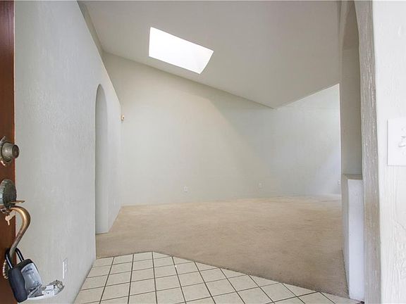 4th image of 543 Via Fontana Dr Unit 204