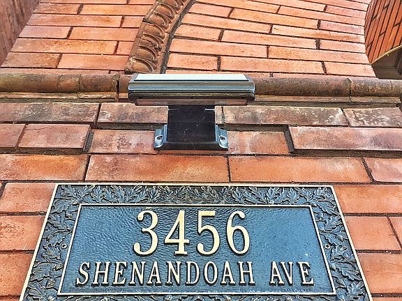 4th image of 3456 Shenandoah Ave #2FL