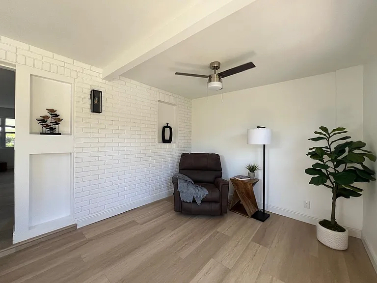 4409 Empress St — Photo 5