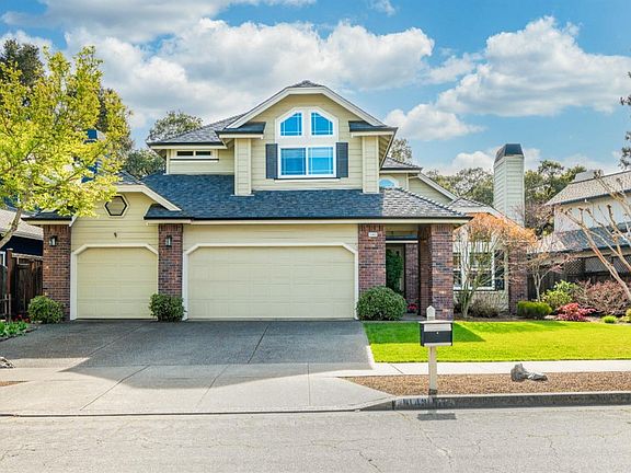 2nd image of 1143 Forest Glen Way