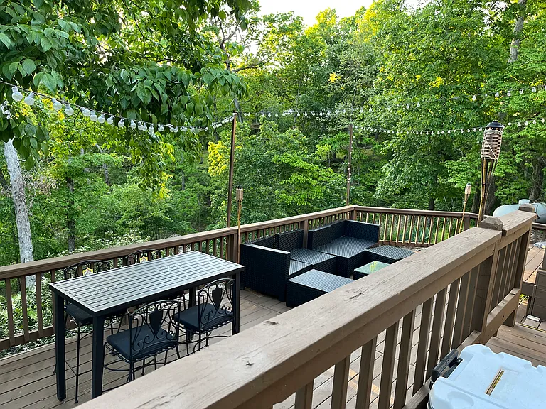 11950 Oak Hills Dr — Photo 16