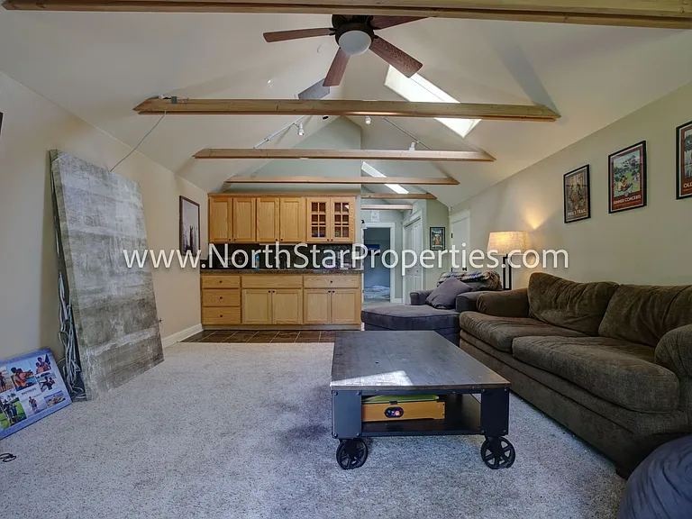 1630 NW Albany Ave — Photo 6