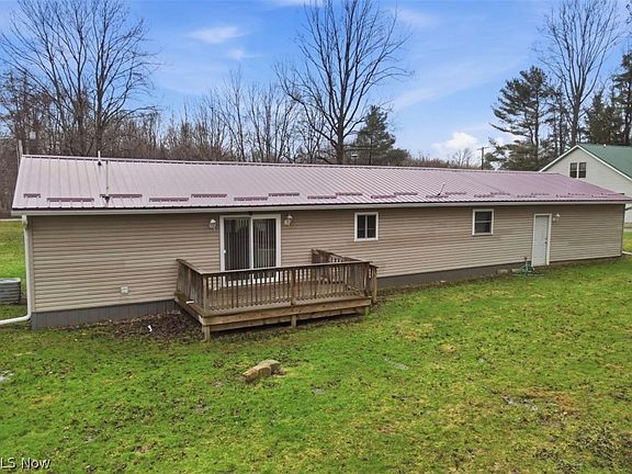 3rd image of 4132 Benetka Rd