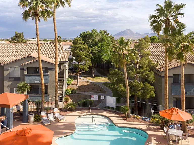 Ventana Canyon Apartments — Photo 36