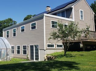 694 Potomska Rd, Dartmouth, MA 02748