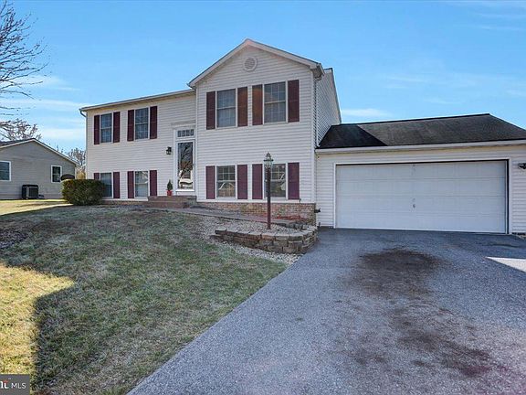 2nd image of 11944 Azalea Dr