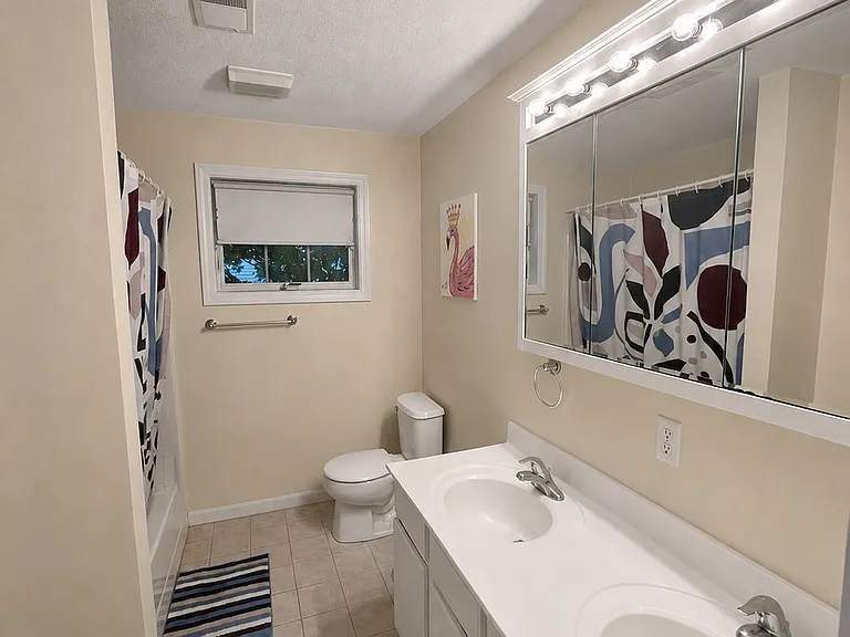 260 Main St #305 — Photo 6
