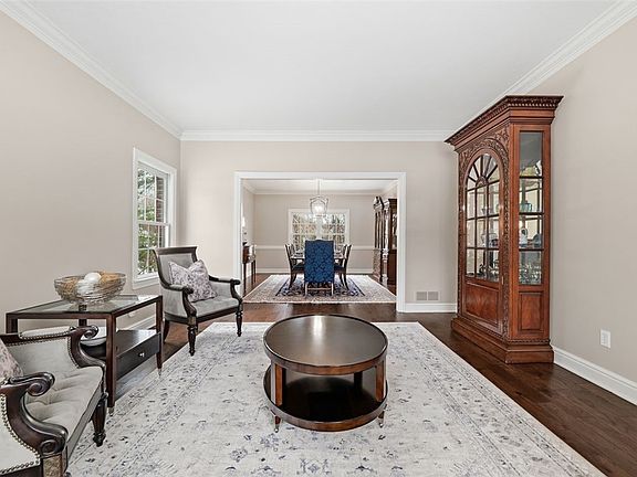 3rd image of 508 Hickory Ct