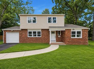 6321 Crocus St, Mays Landing, NJ 08330