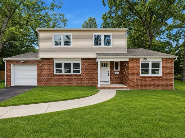 6321 Crocus St, Mays Landing, NJ 08330
