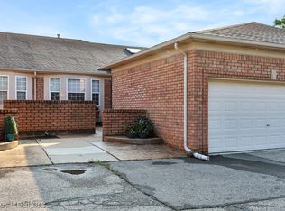 30645 Melisa Ct, Chesterfield, MI 48051
