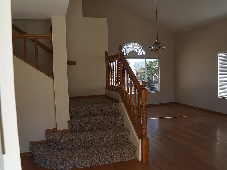 29787 Dawncrest Cir — Photo 2