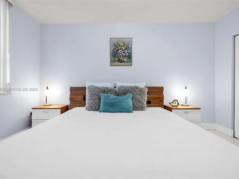 2080 S Ocean Dr #202 — Photo 15