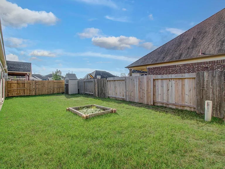 15115 Russet Bend Ln — Photo 47