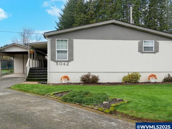 5042 Cumberland Ct SE #18, Salem, OR 97306