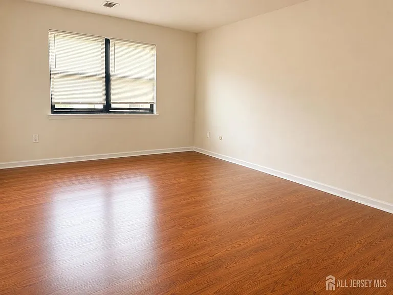 1728 Raspberry Ct — Photo 7