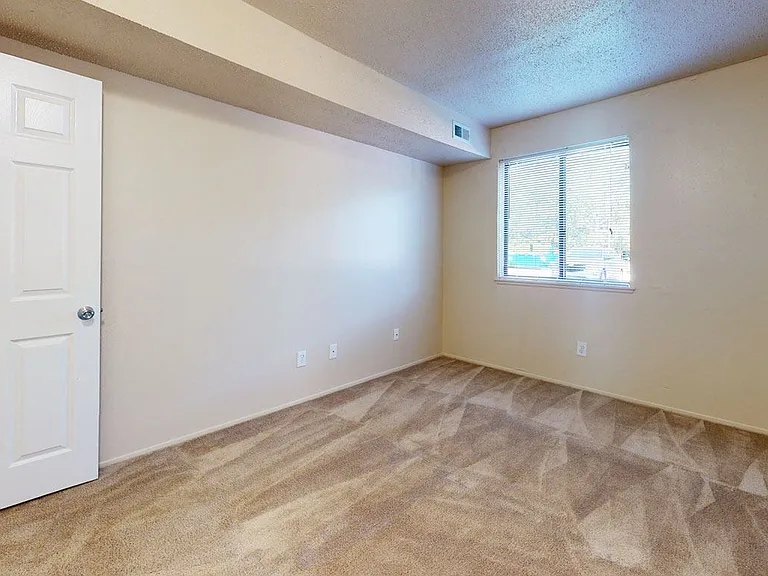 Swiss Valley Apartments — Photo 44