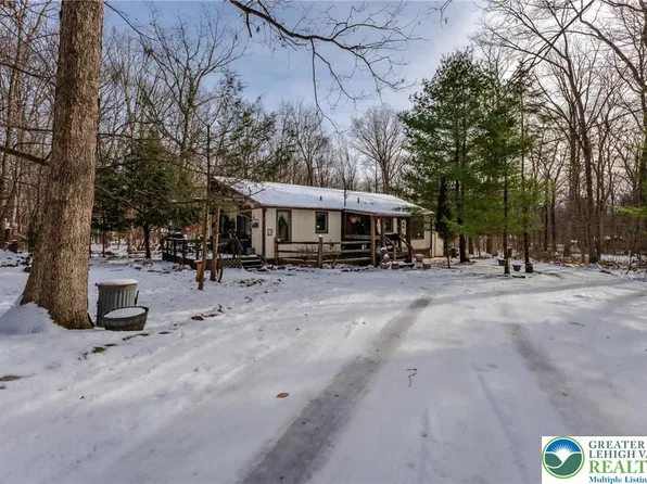 415 White Oak Rd, Lehighton, PA 18235