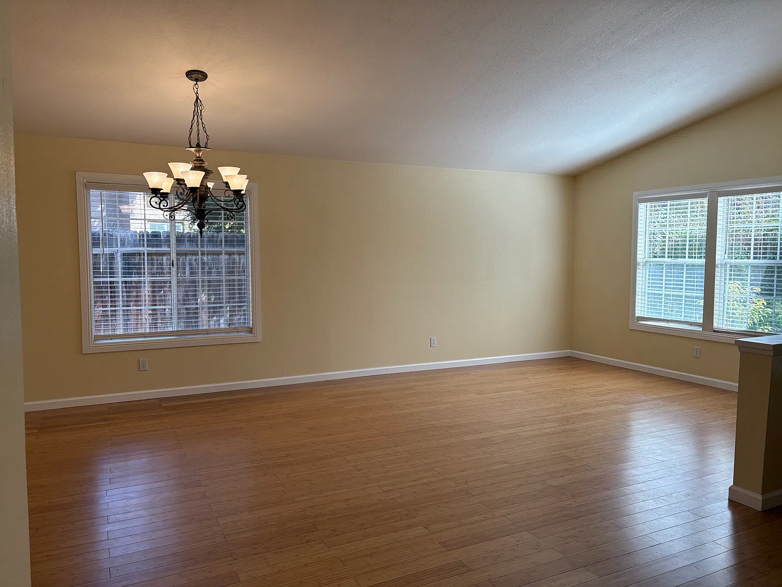 3 bed, 1645 sqft, $2,350 — Photo 4
