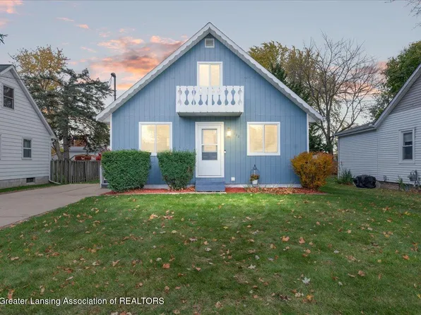 222 Elm St, Grand Ledge, MI 48837