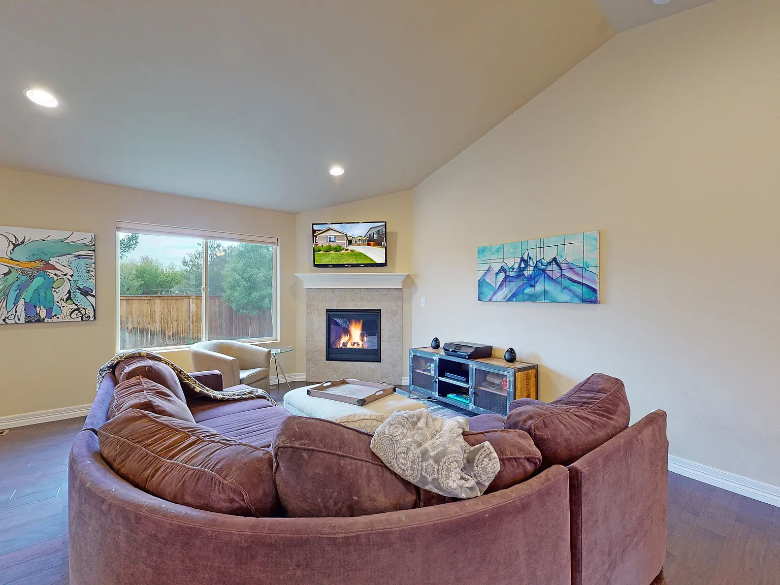 3 bed, 1520 sqft, $3,300 — Photo 3