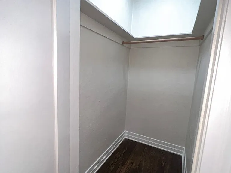 1218-1224 S Averill Ave — Photo 15