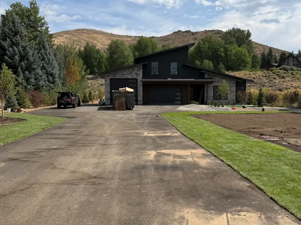 246 Mariposa Rd, Hailey, ID 83333