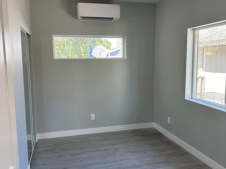 7207 Roca Way #B — Photo 2