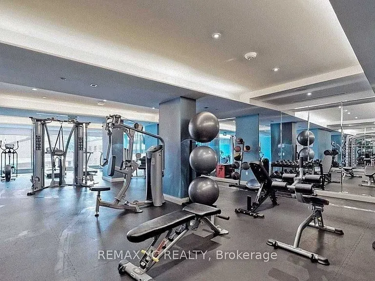 50 Wellesley St E #2909 — Photo 9
