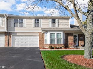 9754 Cambridge Cir, Mokena, IL 60448