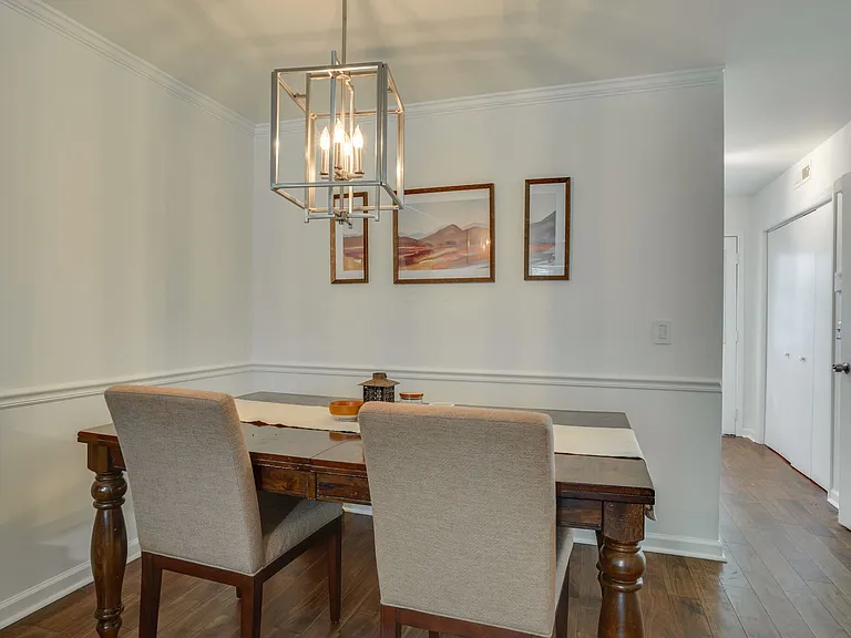 114 Brattlesboro Dr — Photo 12