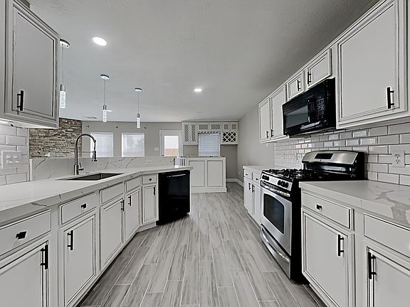 4th image of 6610 Stonefort Ct