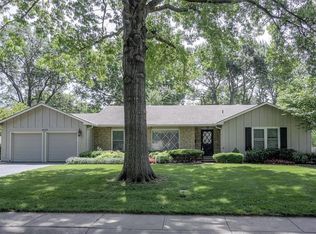 9939 Foster St, Overland Park, KS 66212