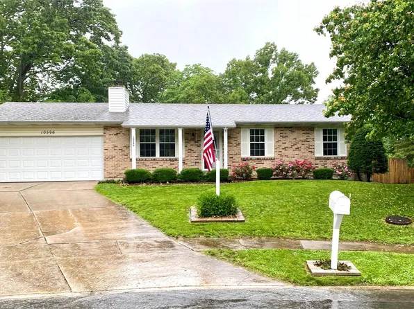10596 Boylston Dr, Saint Ann, MO 63074