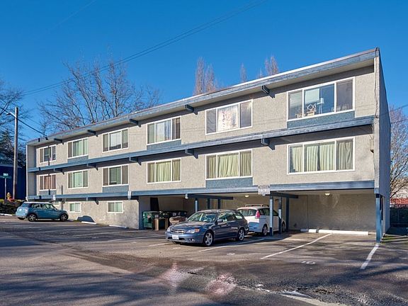 3rd image of 3430 Rainier Ave S APT N