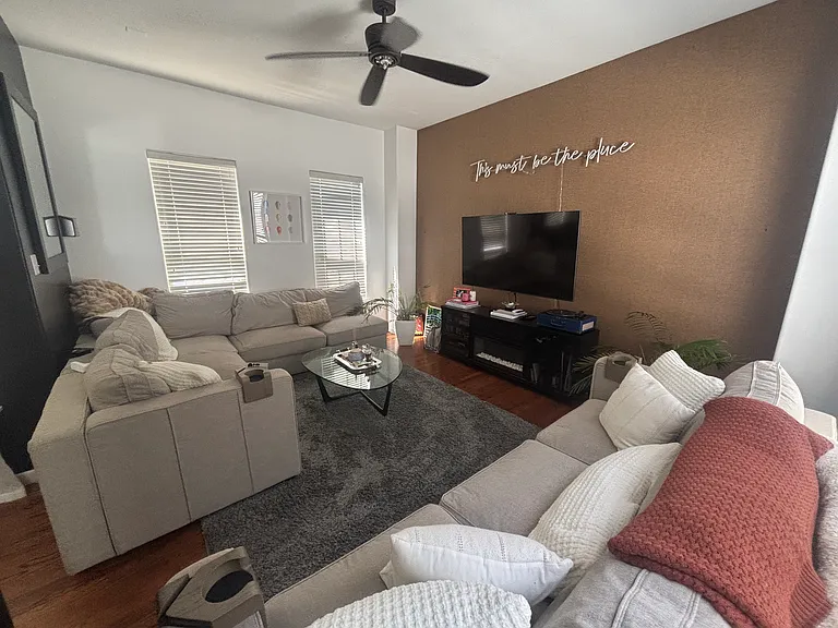 4116 N Hall St — Photo 13