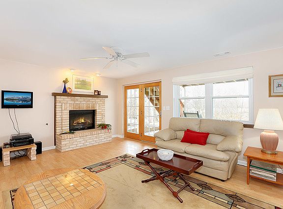 5th image of 729 Saddlewood Dr