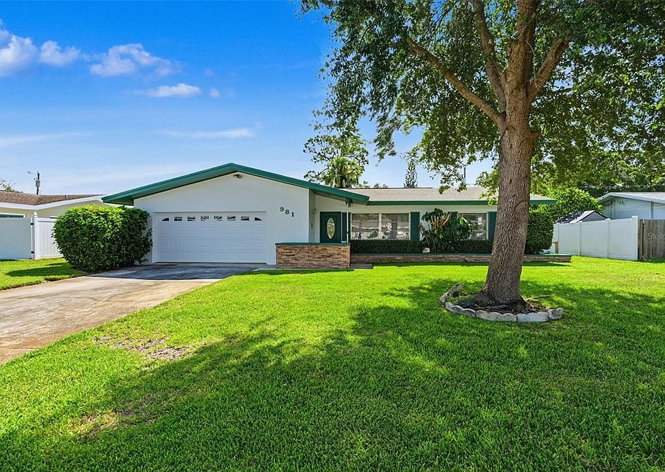 1st image of 981 STEPHEN FOSTER DRIVE