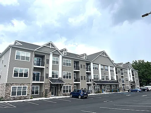 HH Bath View Apartments — Photo 32