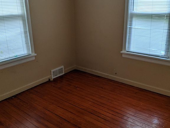 4th image of 608 N James St