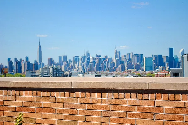 Rented by Brick&Mortar | media 27