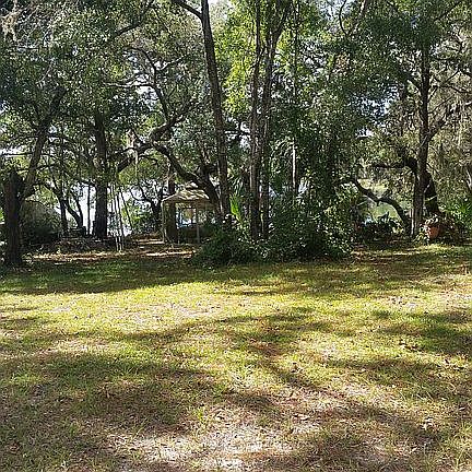 5th image of 129 Willow Ln