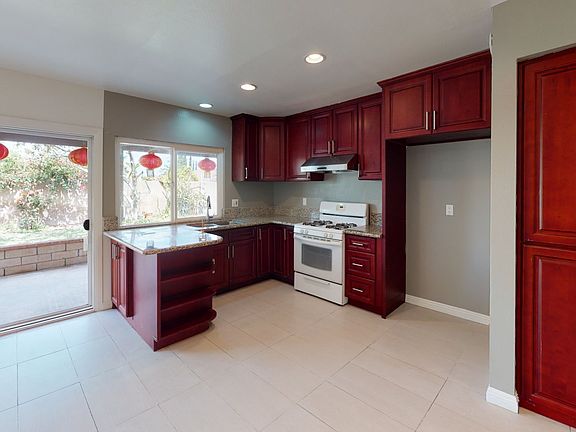 2nd image of 1535 Jellick Ave