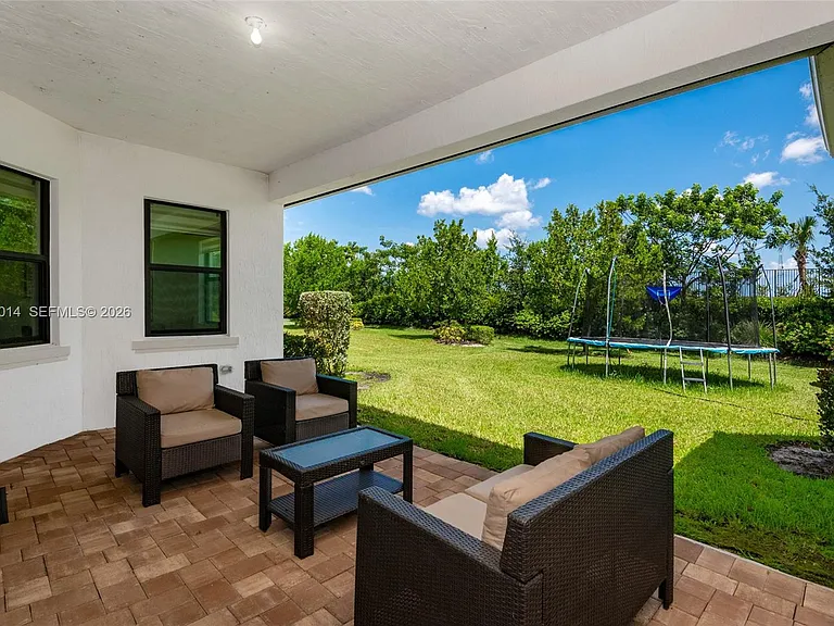 12835 Bayside Ct — Photo 36