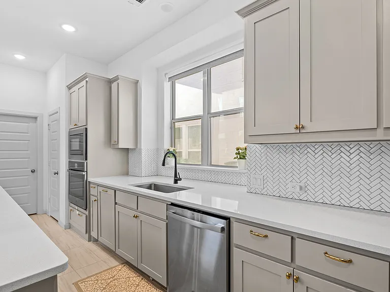 4315 Smokey Quartz Ln — Photo 36