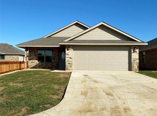 120 Tallgrass St, Calera, OK 74730